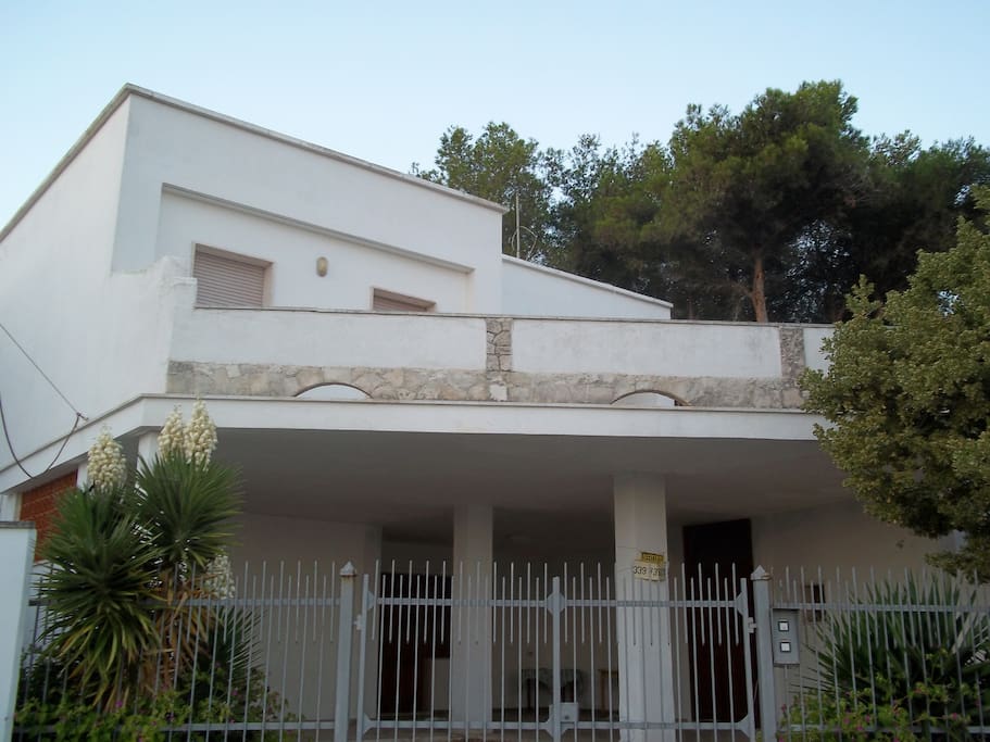 fronte villa