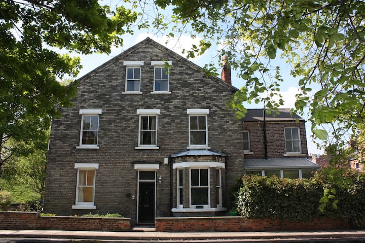 LoveYork | Vincent Room | City Centre