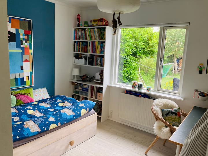 غرفة للأطفال (سرير 120 سم)