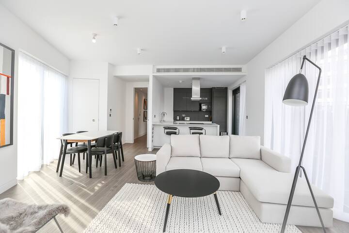 Stunning Brand New Flat in Shoreditch w/ Balcony gallery image 4