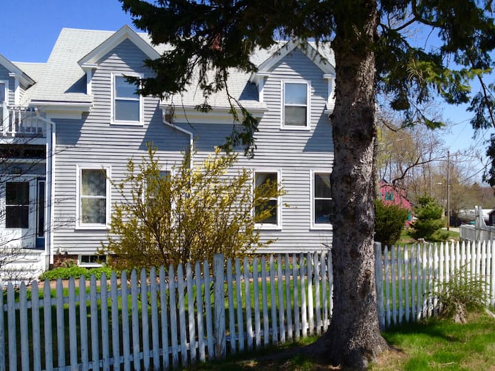 Peaks Island Vacation Rentals Cottage and House Rentals Airbnb
