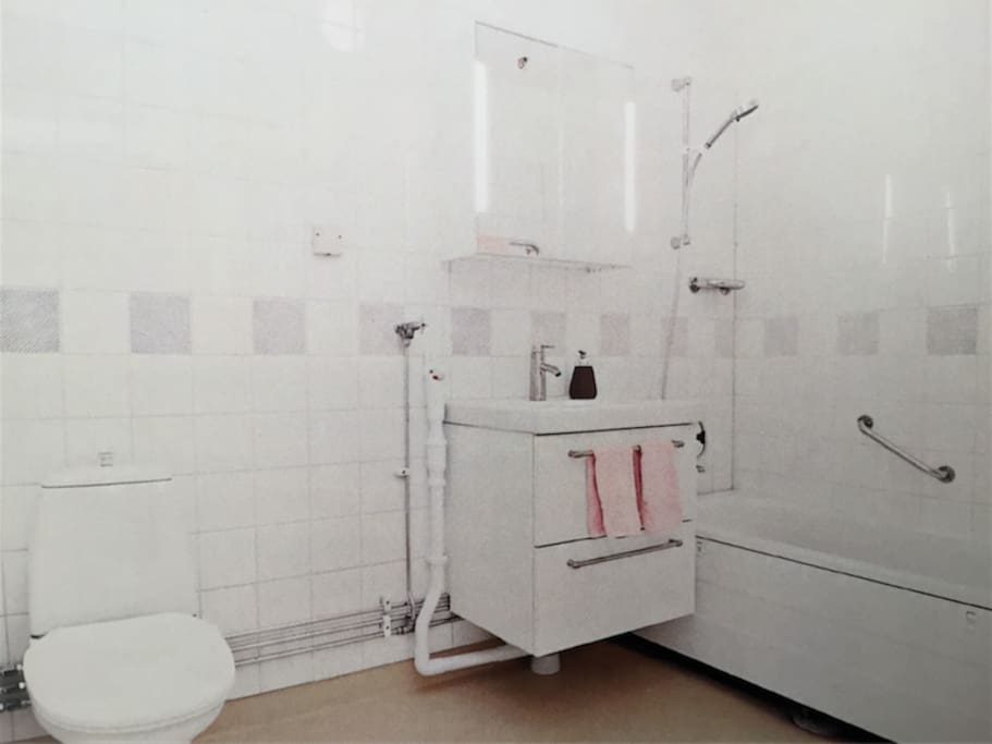 Bathroom with bath tub