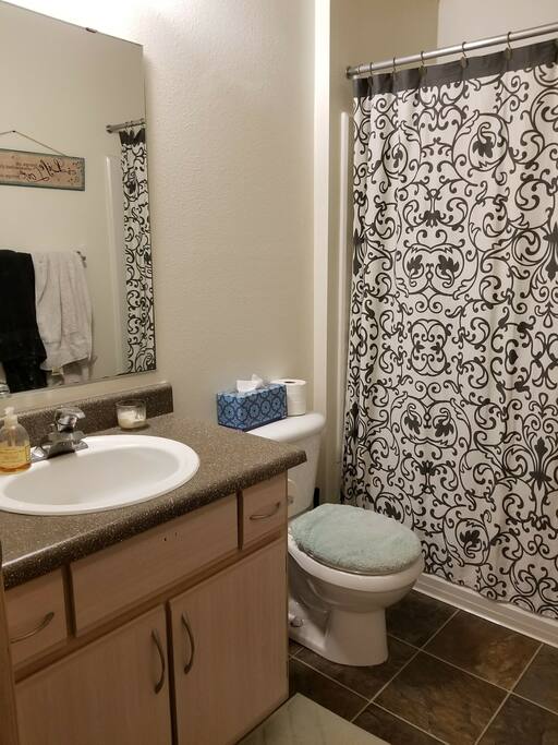 Master bath.