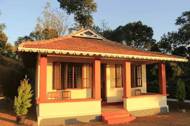 Verdant Vagamon Cottage