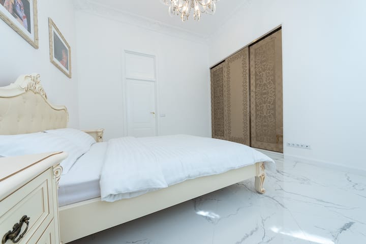 საძინებელი 1