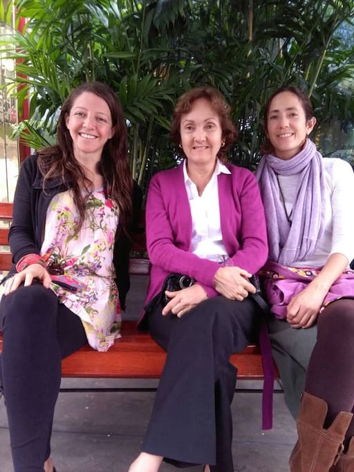 Ana, Gaby y Angie una huesped