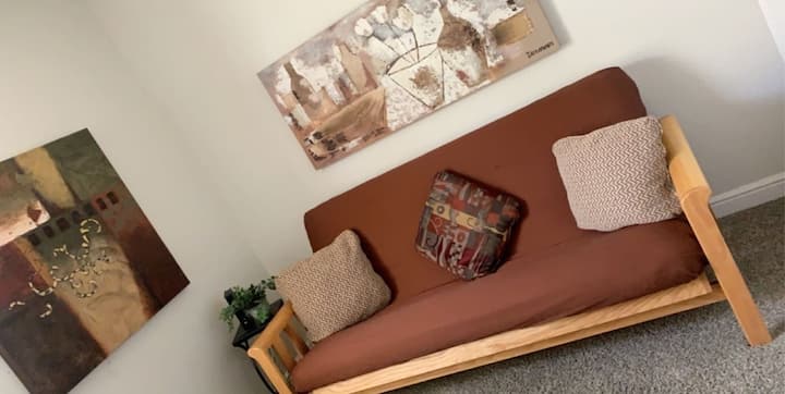 Futon/office 