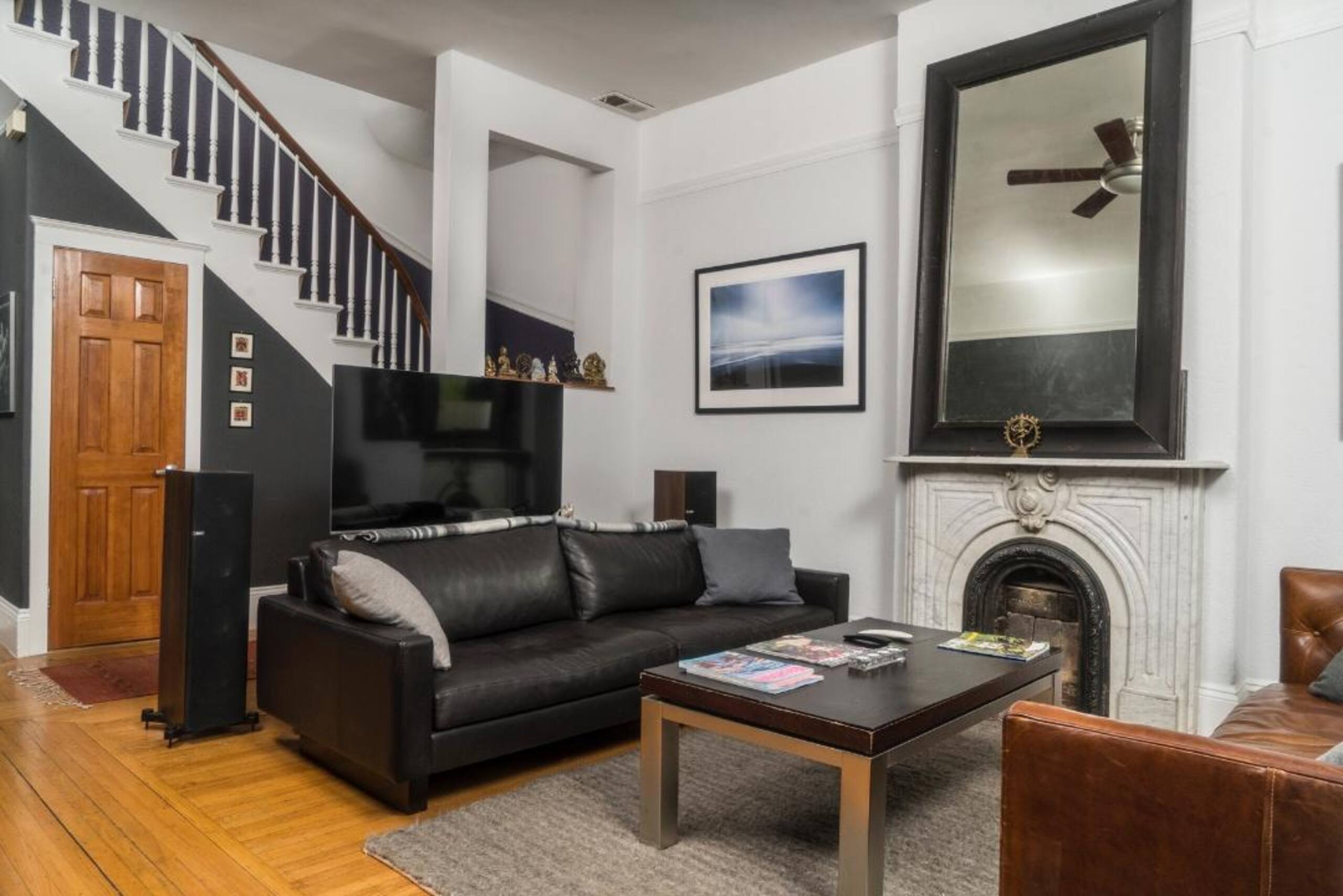 Townhouse in San Francisco · ★4.89 · 2 bedrooms · 3 beds · 1.5 baths - Image 2