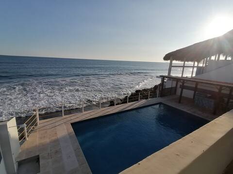 Stunning Beachfront Villa