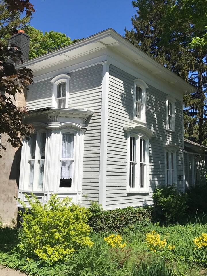 Frenchman's Haven - Airbnb