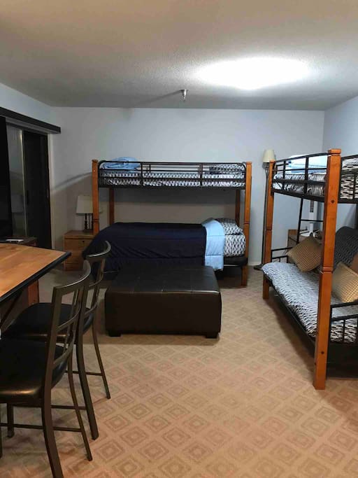 Single top bunks, double lower mattress