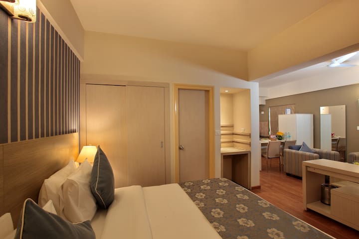 Deluxe Suite Bangalore