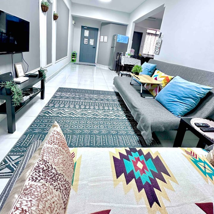 Usj&subang The Main Place Relaxing Homestay - Subang Jaya