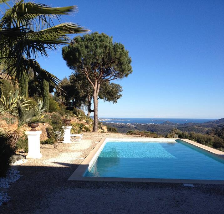 Grande piscine.