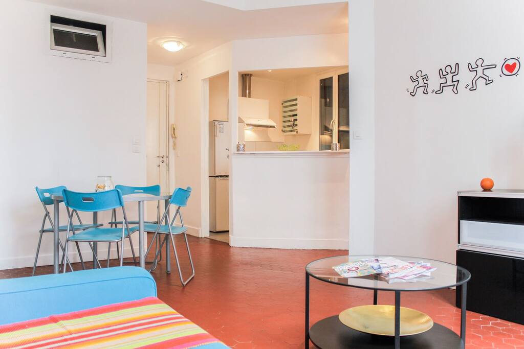Dining table for 4 people
