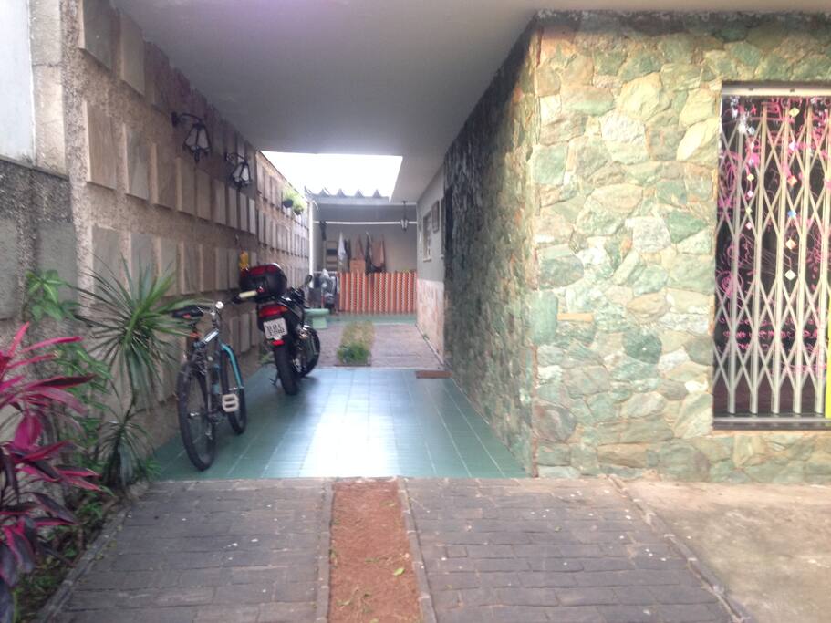 garagem para carro, moto ou bike
