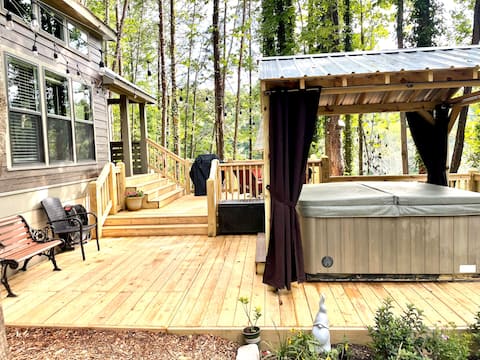 SIMPLY IRRESISTIBLE - Serenity by the Pond