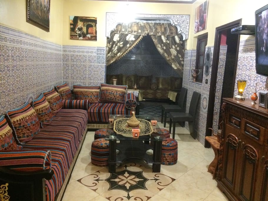 Premier salon marocain au milieu du Riad