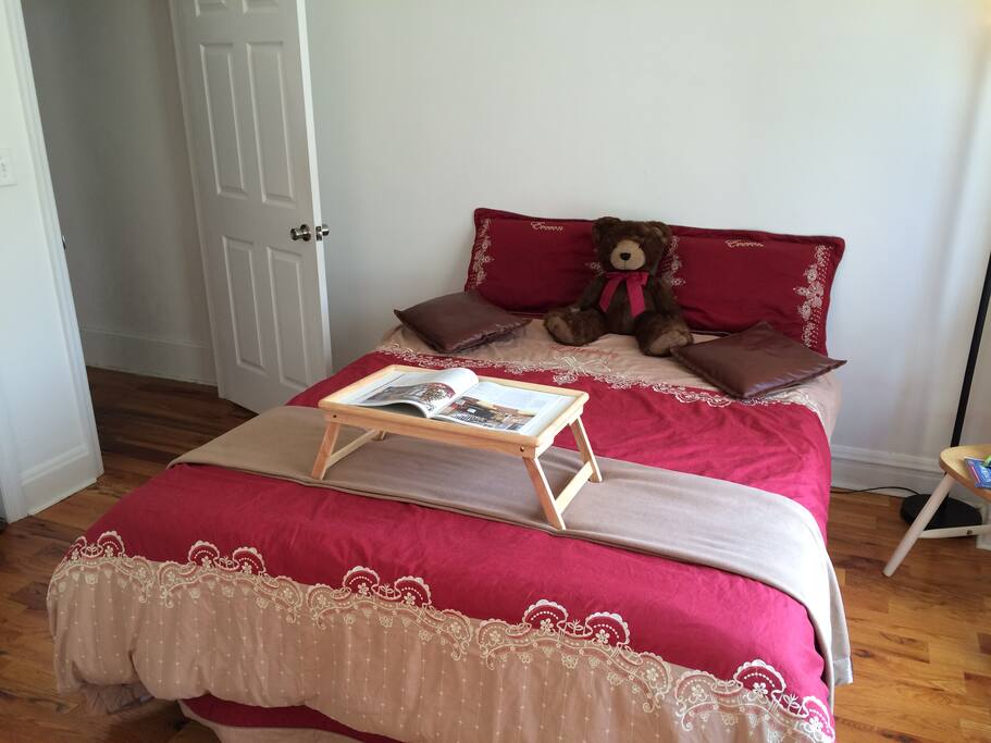 Cozy queen-size extra comfortable bed!