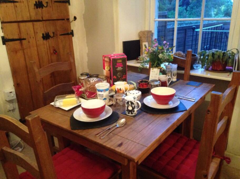 The breakfast table