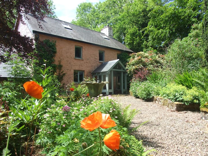 Rural Farm House, Stunning Views, Brecon Beacons Houses for Rent in