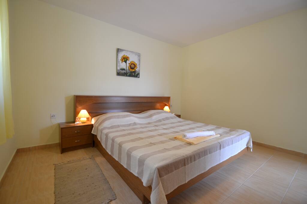 Apartment 1 (A1)