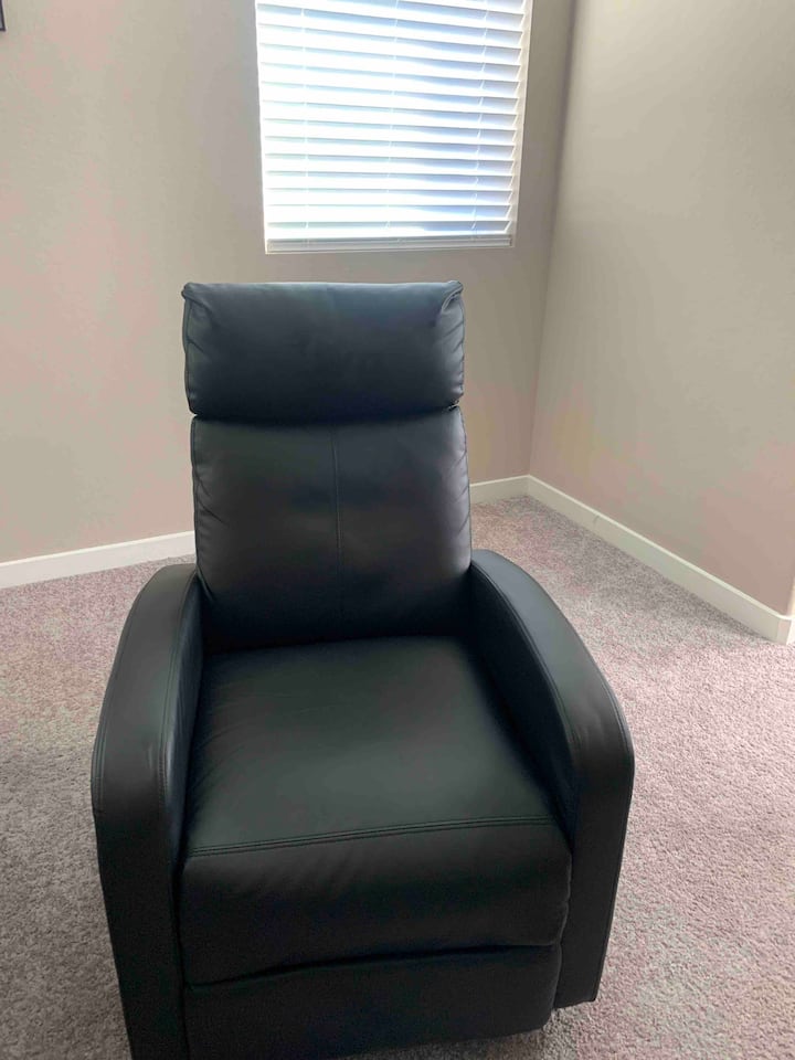 Luxury Brand New Private Suite - Sacramento, CA