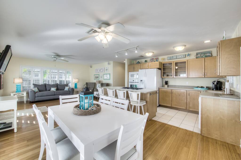 Kitchen, Dining room and Living room