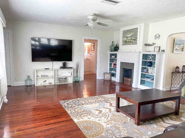 Sugar Sand Cottage-beach 8 Miles Away - Ellenton, FL