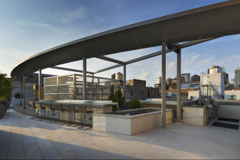 Rooftop day