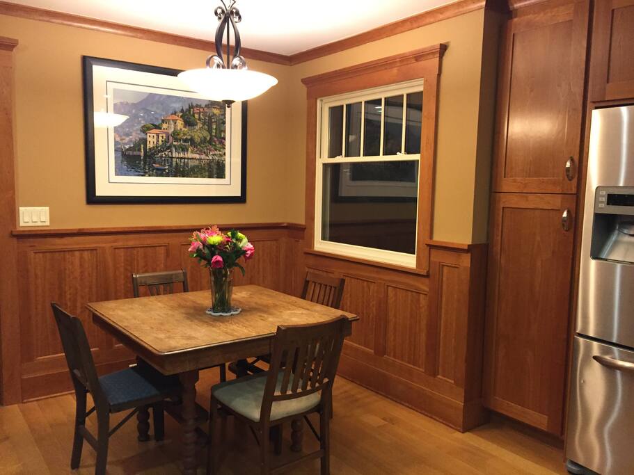 Breakfast nook