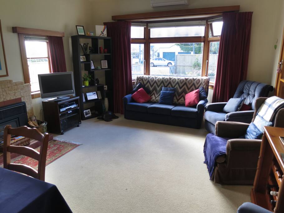 Living/Dining Room