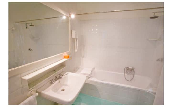 Malìa B&B-Palazzo del 17 sec. ROOM #1