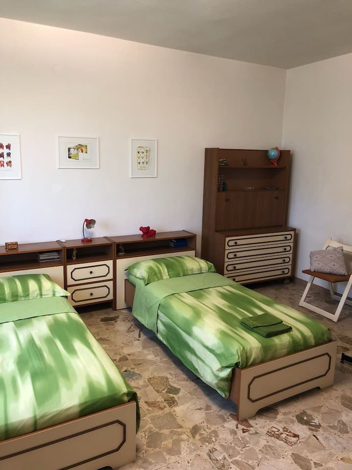 Spavaća soba 1