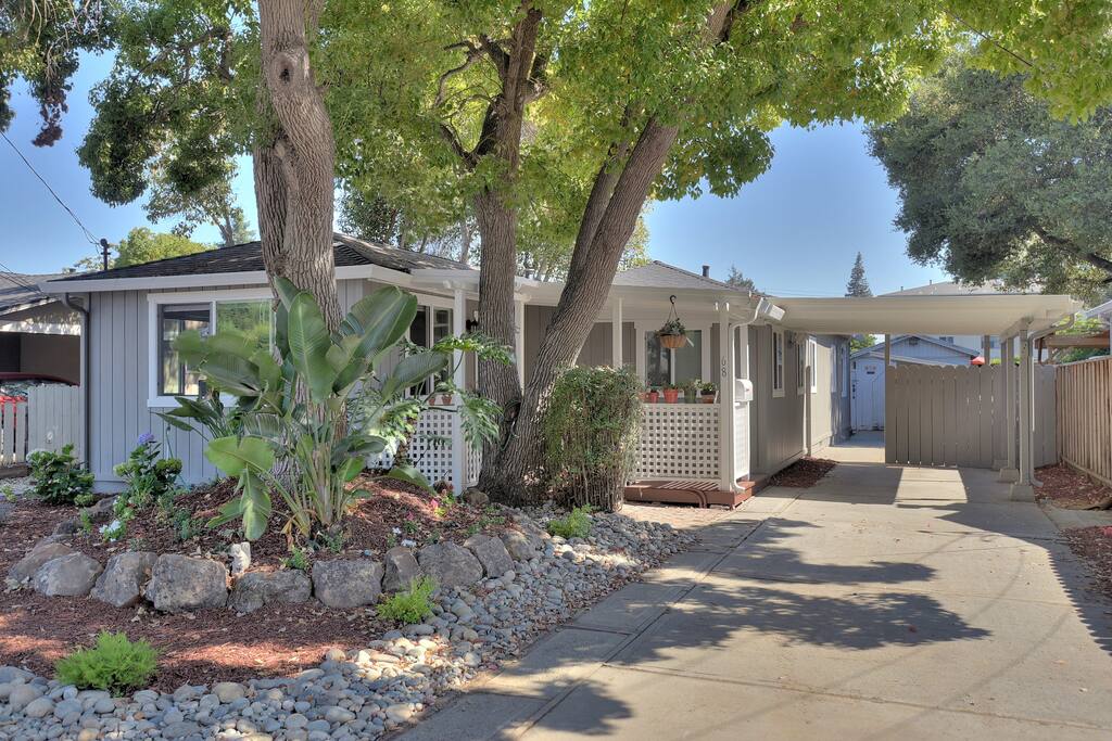 Driveway leading to front door