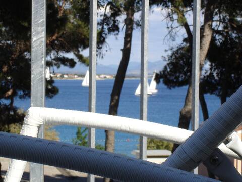Sea view apartment,Pool,Gym,top location in Vodice