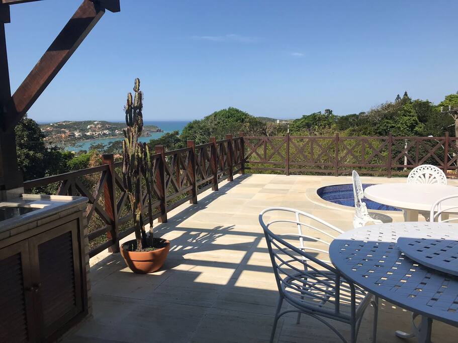 VISTA DA PISCINA E SALA ESTAR