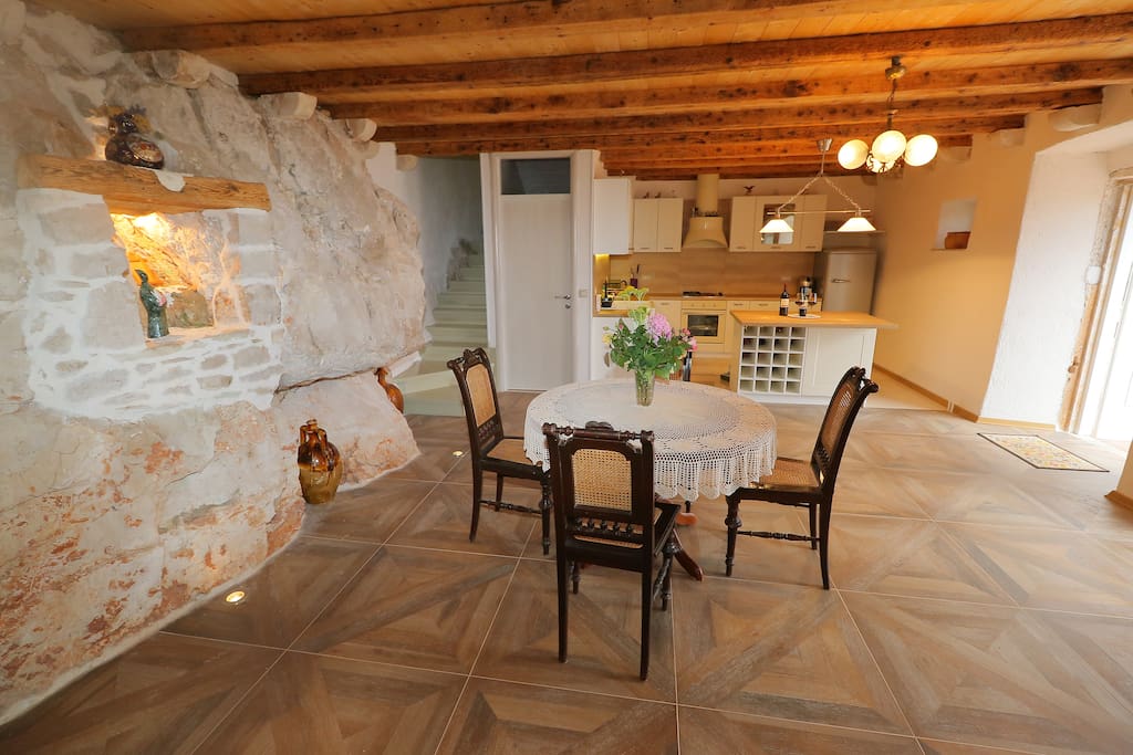 dinig room and kitchen