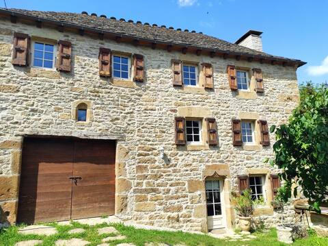 House of character on the heights of Mende