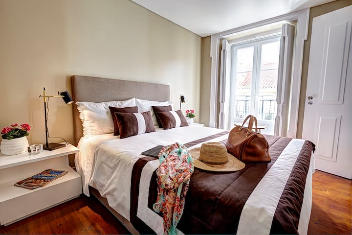 São Julião 72 – 2 Bedrooms Apartment