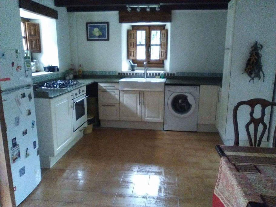 Spacious, well equipped kitchen