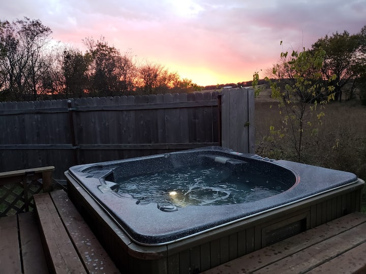 Top 12 Cabins With Hot Tub Near Turner Falls, Oklahoma - Updated 2024 |  Trip101