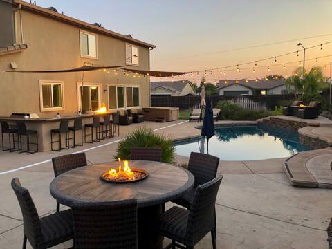 *Oasis Place* NEW Game Room•Heated Pool•Spa