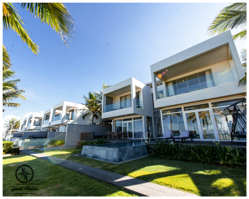 Exterior views of our villa.
