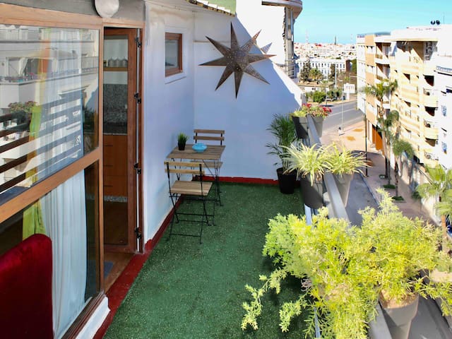 ⚜️Stylish RooftopLoft+Sunnydeck @AgdalTram Station