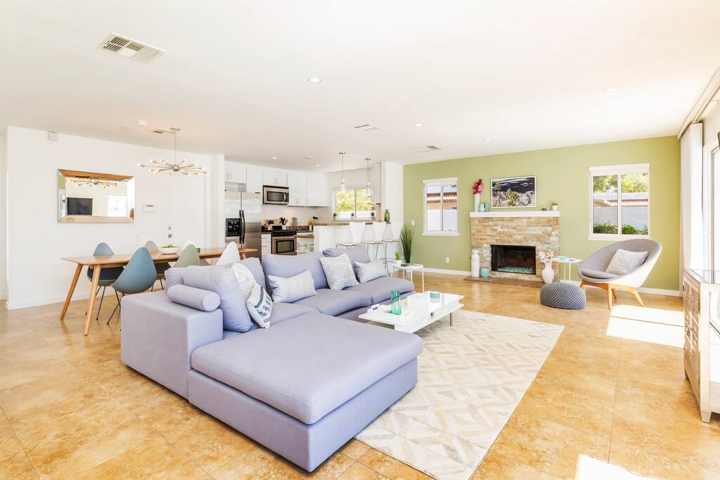 Open floorpan for entertaining