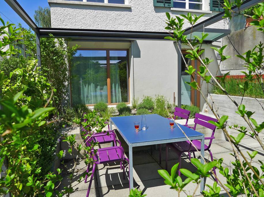 Modern Appartement with own Garden Apartments for Rent in Zurich