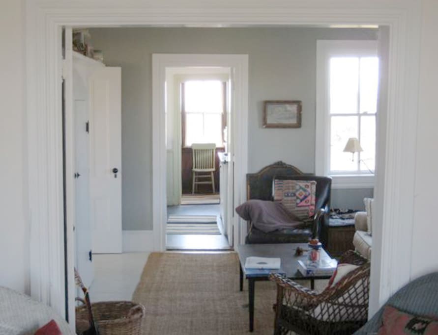 Middle Parlor