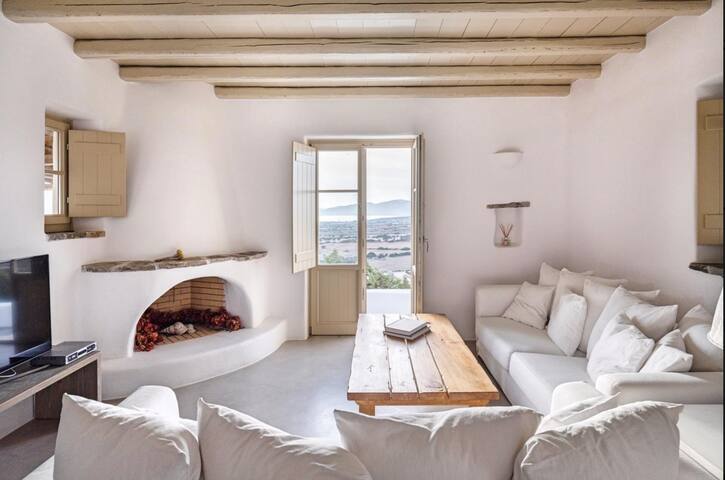 Aliki Villa with pool and breathtaking view gallery image 3