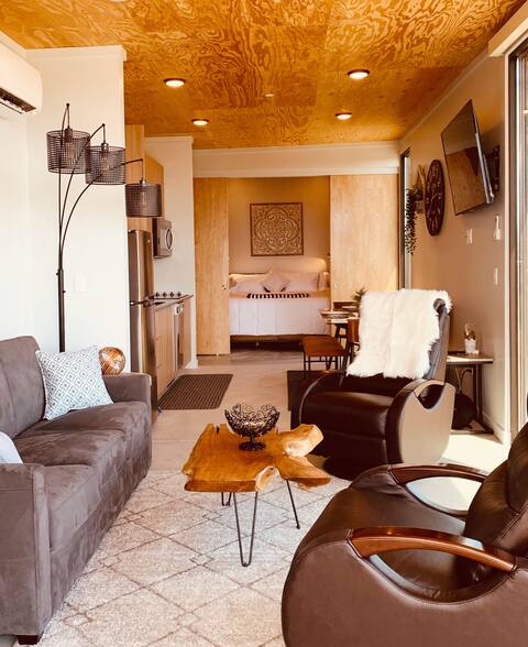 Cave B Ridge Condo-Walk to Spa & The Gorge!